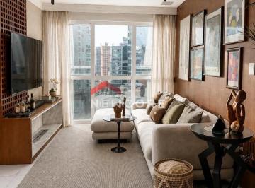 Apartamento · 130m² · 3 Quartos · 2 Vagas · Apartamento em Rua 244 - Meia Praia - Itapema/SC