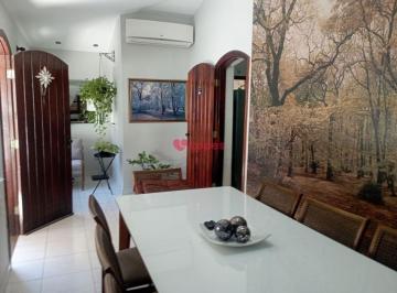 Casa · 252m² · 3 Quartos · 6 Vagas · Oportunidade!