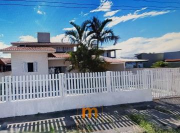 9urmryg2ytlhzmnmnjuzzgu4_md · Casa no Campeche Sul a 750 metros da praia dos Morro das Pedras, Florianópolis.