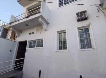 Casa · 124m² · 2 Vagas · Sobrado Comercial Completo e Acessível, com 2 Vagas Paralelas no Campestre - Santo André/SP