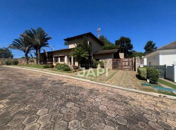 Casa · 343m² · 4 Quartos · 6 Vagas · Casa de Condomínio para venda em Vila Embaré de 343.00m² com 4 Quartos, 2 Suites e 6 Garagens