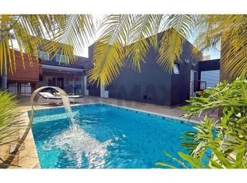 Casa · 276m² · 3 Quartos · 4 Vagas · Casa de Condomínio para venda em Parque Jataí de 275.82m² com 3 Quartos, 3 Suites e 4 Garagens