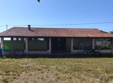 Rural · 150m² · 2 Quartos · 3 Vagas · Fazenda / Sítio para venda em Altos Do Paraíso de 150.00m² com 2 Quartos e 3 Garagens