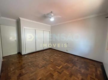 Casa de 3 quartos Aluguel R$ 4.000 · Casa para alugar em Centro de 232.00m² com 3 Quartos