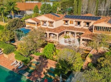 Casa · 6186m² · 9 Quartos · 5 Vagas · Casa de Condomínio para venda em Quinta Da Baroneza de 6186.00m² com 9 Quartos, 9 Suites e 5 Garagen