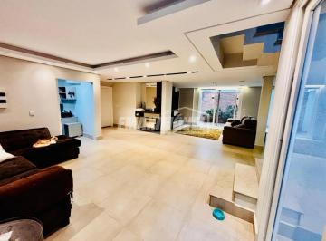 Casa · 450m² · 4 Quartos · 4 Vagas · Casa de Condomínio para venda em Granja Olga Iii de 450.00m² com 4 Quartos, 2 Suites e 4 Garagens