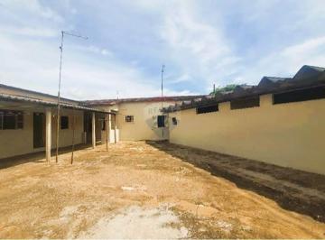 Casa · 456m² · 3 Quartos · 5 Vagas · Casa para venda em Centro de 456.00m² com 3 Quartos e 5 Garagens