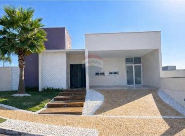 Casa · 178m² · 3 Quartos · 4 Vagas · Casa de Condomínio para venda em Residencial Portal Do Lago de 178.00m² com 3 Quartos, 1 Suite e 4 G