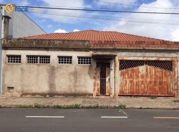 Casa · 500m² · 3 Quartos · 2 Vagas · Casa para venda em Centro de 500.00m² com 3 Quartos, 2 Suites e 2 Garagens