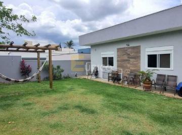 Casa · 197m² · 4 Quartos · 4 Vagas · Casa de Condomínio para venda em Condomínio Reserva dos Vinhedos de 197.00m² com 4 Quartos, 2 Suites