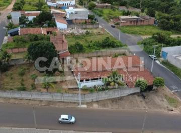 Casa · 220m² · 2 Quartos · 2 Vagas · Casa para venda em Centro de 220.00m² com 2 Quartos e 2 Garagens