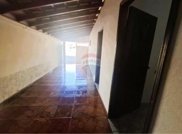 Casa · 60m² · 2 Quartos · 5 Vagas · Casa para venda em Centro de 60.00m² com 2 Quartos e 5 Garagens