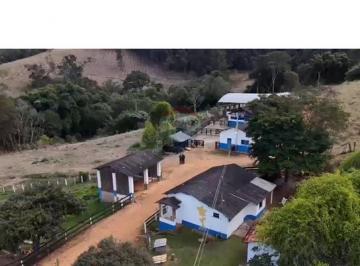 Terreno · 38000000m² · 5 Quartos · Chácara para venda em Centro de 38000000.00m² com 5 Quartos e 2 Suites