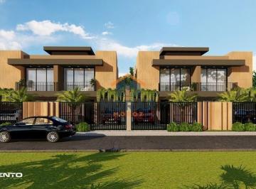 Casa · 215m² · 3 Quartos · 2 Vagas · Sobrado com 3 Suítes Proximo ao Mar