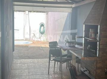 Casa · 142m² · 3 Quartos · 2 Vagas · Casa para venda em Jardim Santa Júlia Iii de 142.00m² com 3 Quartos, 1 Suite e 2 Garagens
