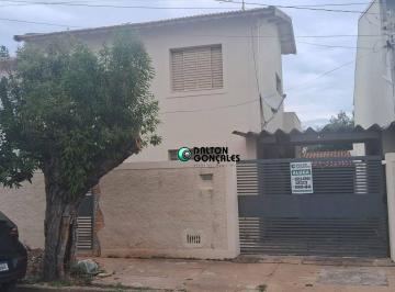 Casa · 213m² · 3 Quartos · 4 Vagas · Sobrado para alugar em Cidade Nova I de 213.00m² com 3 Quartos e 4 Garagens