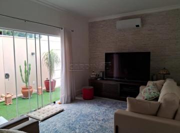 Casa · 209m² · 3 Quartos · 2 Vagas · Casa para venda em Vila Xavier (vila Xavier) de 209.00m² com 3 Quartos, 1 Suite e 2 Garagens