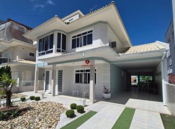 Casa · 360m² · 3 Quartos · Casa à venda - na Praia de Palmas