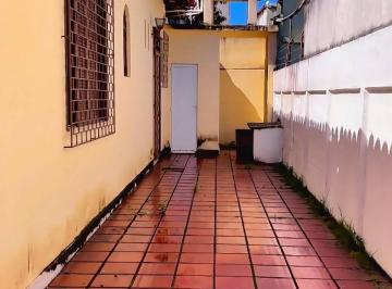 Imagem 1 · Casa para venda e aluguel em Centro, Rio das Ostras