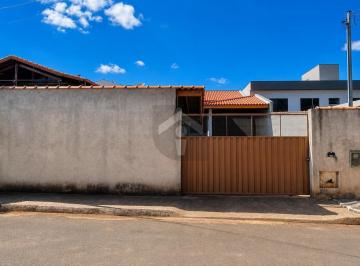 Imagem 1 · Casa para venda em Centro, Fama