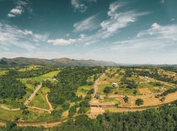 Imagem 1 · Terreno para venda em Centro, Brumadinho