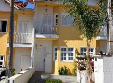 Casa de 2 quartos, São Paulo · Condominio Fechado em Palmas do Tremembé, 2 suítes, 1 vaga e lazer.