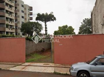 Terreno · 952m² · Terreno na rua Antunes Ribas entre as ruas Tiradentes e Marques de Tamandaré. O terreno fica em fren