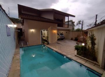 202608220830479794.jpg · Sobrado para Venda em Guarujá, Praia das Pitangueiras, 4 dormitórios, 2 suítes, 5 banheiros, 3 vagas