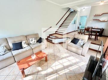Casa · 226m² · 3 Quartos · 2 Vagas · Casa à Venda - Água Fria, 3 Quartos, 226 m2