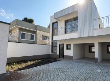 Casa · 145m² · 3 Quartos · 2 Vagas · Belissimo Sobrado a venda no Bairro Boqueirão