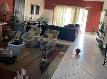 Casa · 360m² · 3 Quartos · 4 Vagas · Casa para venda em Praça Da Aldeia Da Serra I de 360.00m² com 3 Quartos, 2 Suites e 4 Garagens