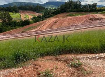 Foto 02 · Terreno a venda com 250m² (10X25), leve aclive com fundo para área verde, no Residencial Lago Azul,
