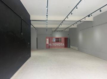 Comercial · 300m² · 3 Vagas · Prédio Comercial para alugar em Centro de 300.00m² com 3 Garagens