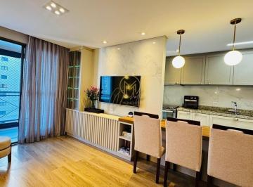 Apartamento · 69m² · 2 Quartos · 1 Vaga · Apartamento à Venda no Bigorrilho em Curitiba, com
