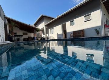 Casa · 419m² · 3 Quartos · 4 Vagas · Casa espaçosa no Itatiba Country Club, conforto, lazer e qualidade de vida.