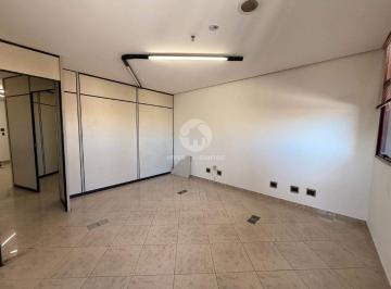 Comercial · 53m² · 1 Vaga · Sala Comercial Com Vaga de Garagem no Centro – Santos/SP