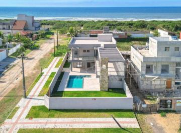 d65a7854097a5322295cc2852c214abeca9d03eb · Casa com 5 dormitórios à venda, 350 m² por R$ 2.700.000,00 - Coroados - Guaratuba/PR