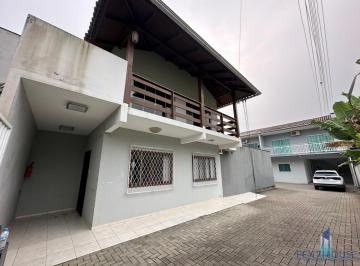 Casa · 202m² · 4 Quartos · 1 Vaga · Casa para Venda em Jaraguá do Sul, Vila Nova, 4 dormitórios, 1 suíte, 3 banheiros, 1 vaga