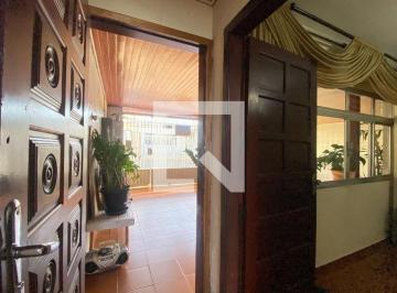 Casa · 300m² · 2 Quartos · 3 Vagas · Casa à Venda - Jardim das Flores, 2 Quartos, 300 m2