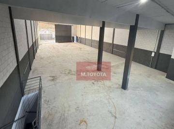 Comercial · 735m² · 4 Vagas · Galpão / Depósito / Armazém para alugar em Conjunto Residencial Paes De Barros de 735.00m² com 4 Gar