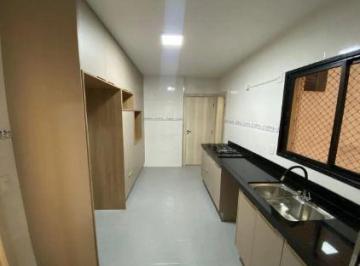 Apartamento · 124m² · 3 Quartos · 2 Vagas · Apartamento para venda em Centro de 124.00m² com 3 Quartos, 1 Suite e 2 Garagens