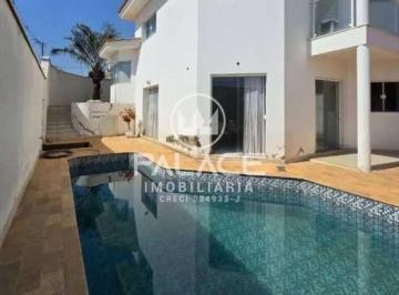Casa · 242m² · 3 Quartos · 4 Vagas · Casa para venda em Jardim Brasília de 242.00m² com 3 Quartos, 1 Suite e 4 Garagens