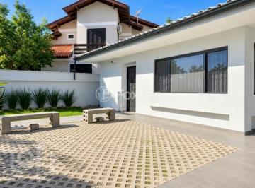 24aca880 · Casa, 3 dormitórios, 160 m², em Itacorubi