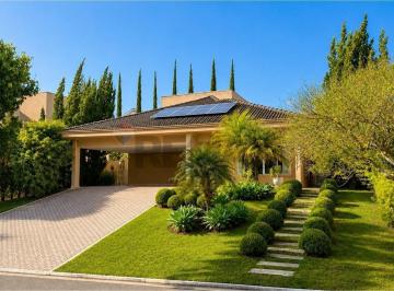 Casa · 293m² · 4 Quartos · 6 Vagas · Casa no Alphaville Graciosa com 293 m², 4 Dormitórios e Amplo Jardim