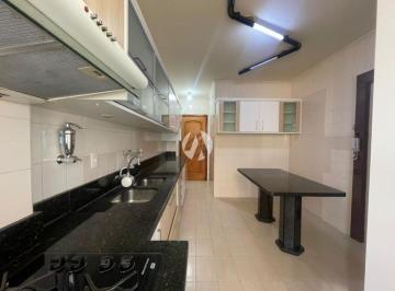Apartamento de 3 quartos, Florianópolis · Amplo apartamento 03 dormitórios no Estreito
