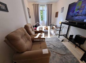 Apartamento de 2 quartos, Rio de Janeiro · Excelente localização, reformado bom gosto, 1 quarto (original 2), aceita FFTS e financiamento.