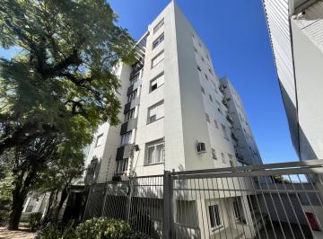 Apartamento · 68m² · 2 Quartos · 1 Vaga · Apartamento de dois quartos, suíte e uma vaga de garagem no bairro Petrópolis