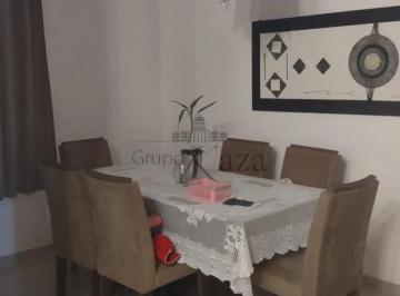 Casa · 110m² · 3 Quartos · 3 Vagas · Oportunidade - Casa em Condomínio - Jardim das Flores - Residencial Jardim das F