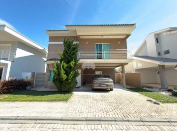 Casa · 200m² · 3 Quartos · 2 Vagas · Sobrado para venda em Centro de 200.00m² com 3 Quartos, 1 Suite e 2 Garagens