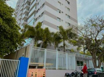 Apartamento de 2 quartos, Macaé · ALUGO ÓTIMO APARTAMENTO COM 2 QUARTOS NO ALTO DA GLÓRIA EM MACAÉ